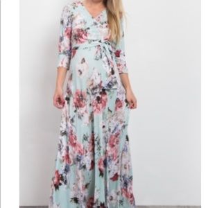 NWT PinkBlush Maternity Long Mint Floral Sz SM